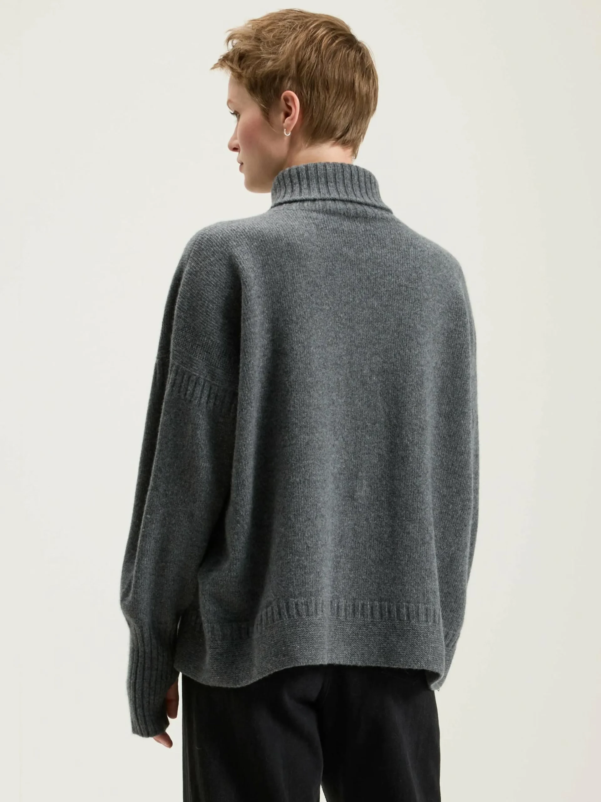 NICHOLSON & NICHOLSON Lulu High Neck Sweater